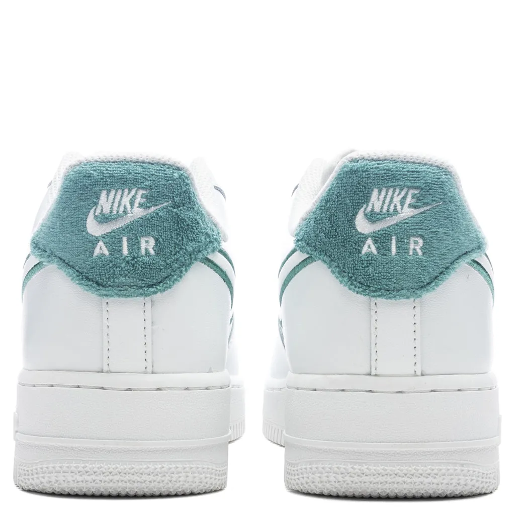 Air Force 1 '07 LV8 - Summit White/Summit White/Bicoastal