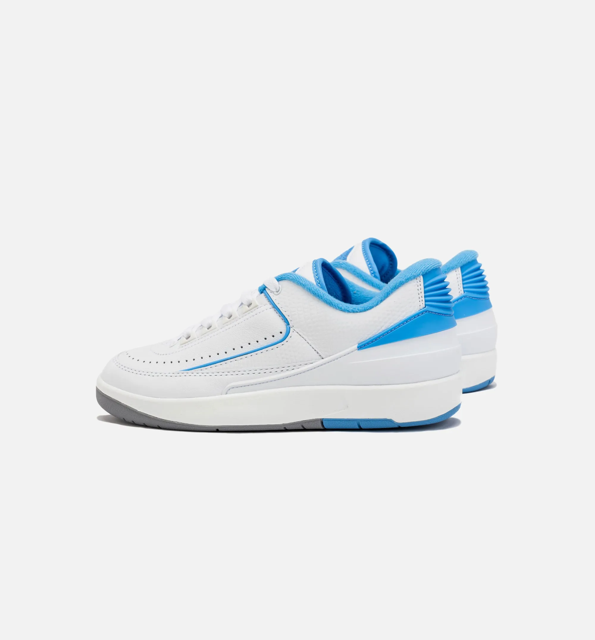 Air Jordan 2 Retro Low University Blue Grade School Lifestyle Shoe - White/Blue