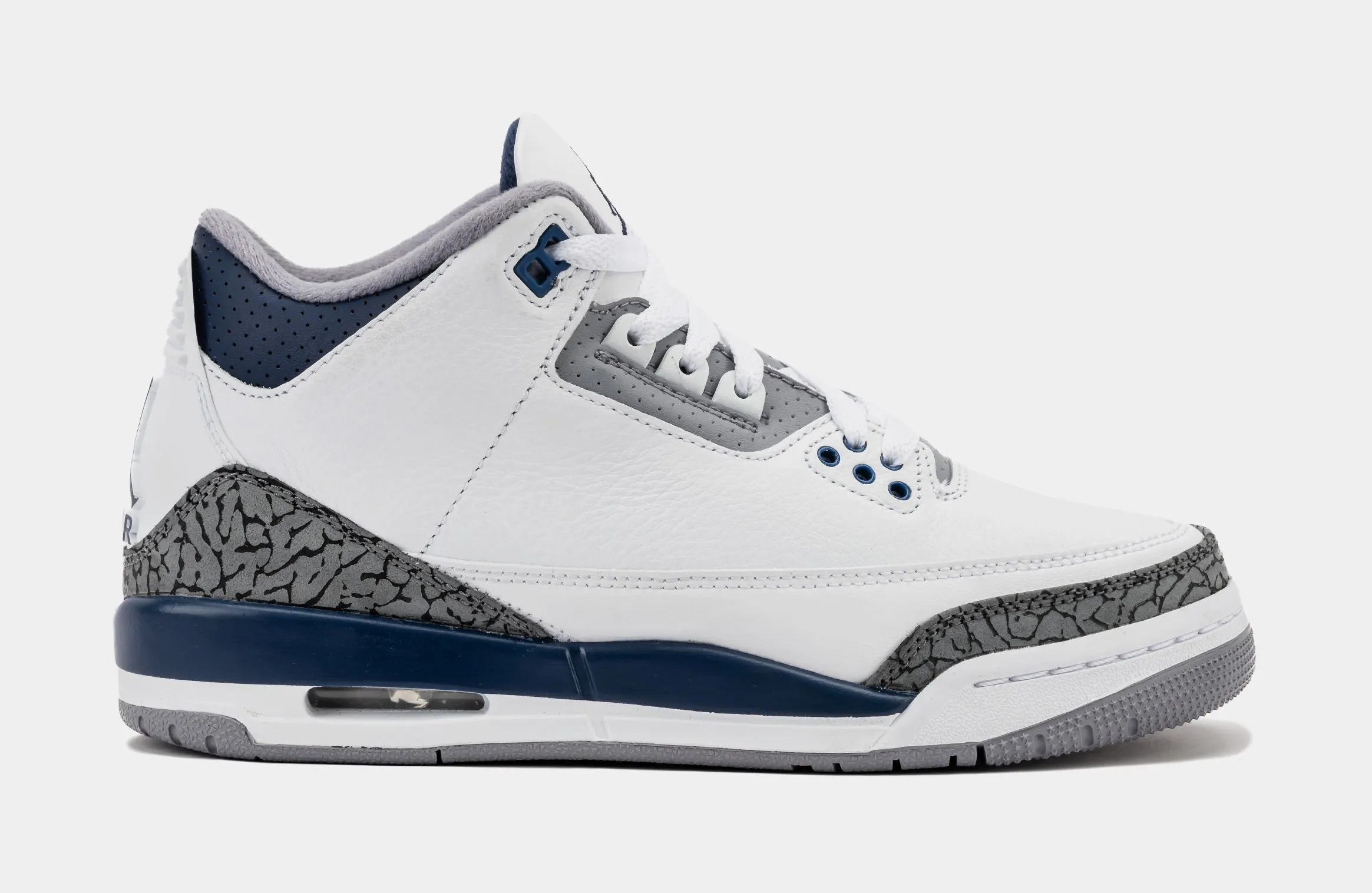 Air Jordan 3 Retro Midnight Navy Grade School Lifestyle Shoes (White/Midnight Navy/Cement Grey) Free Shipping