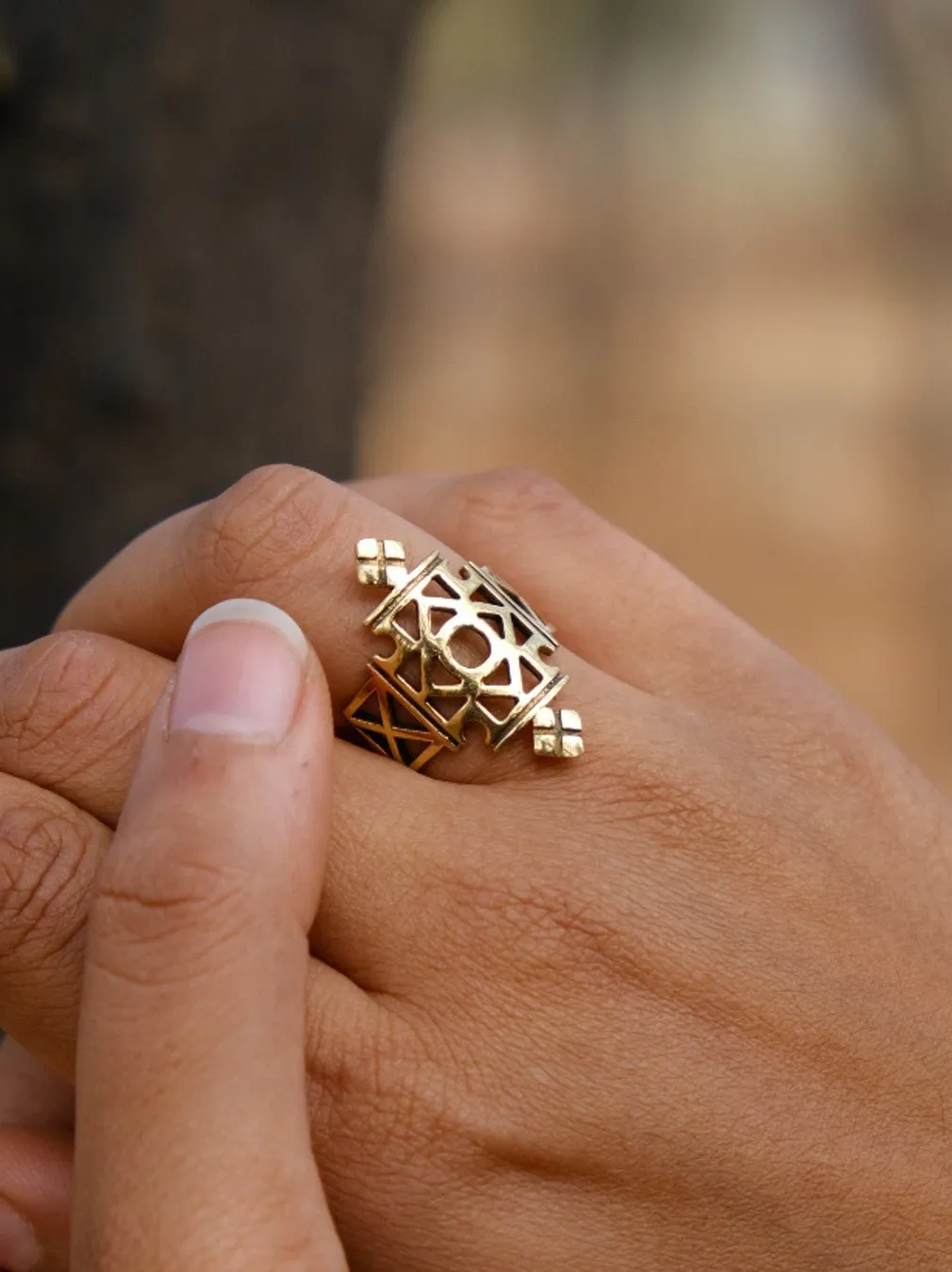 Axum Ring