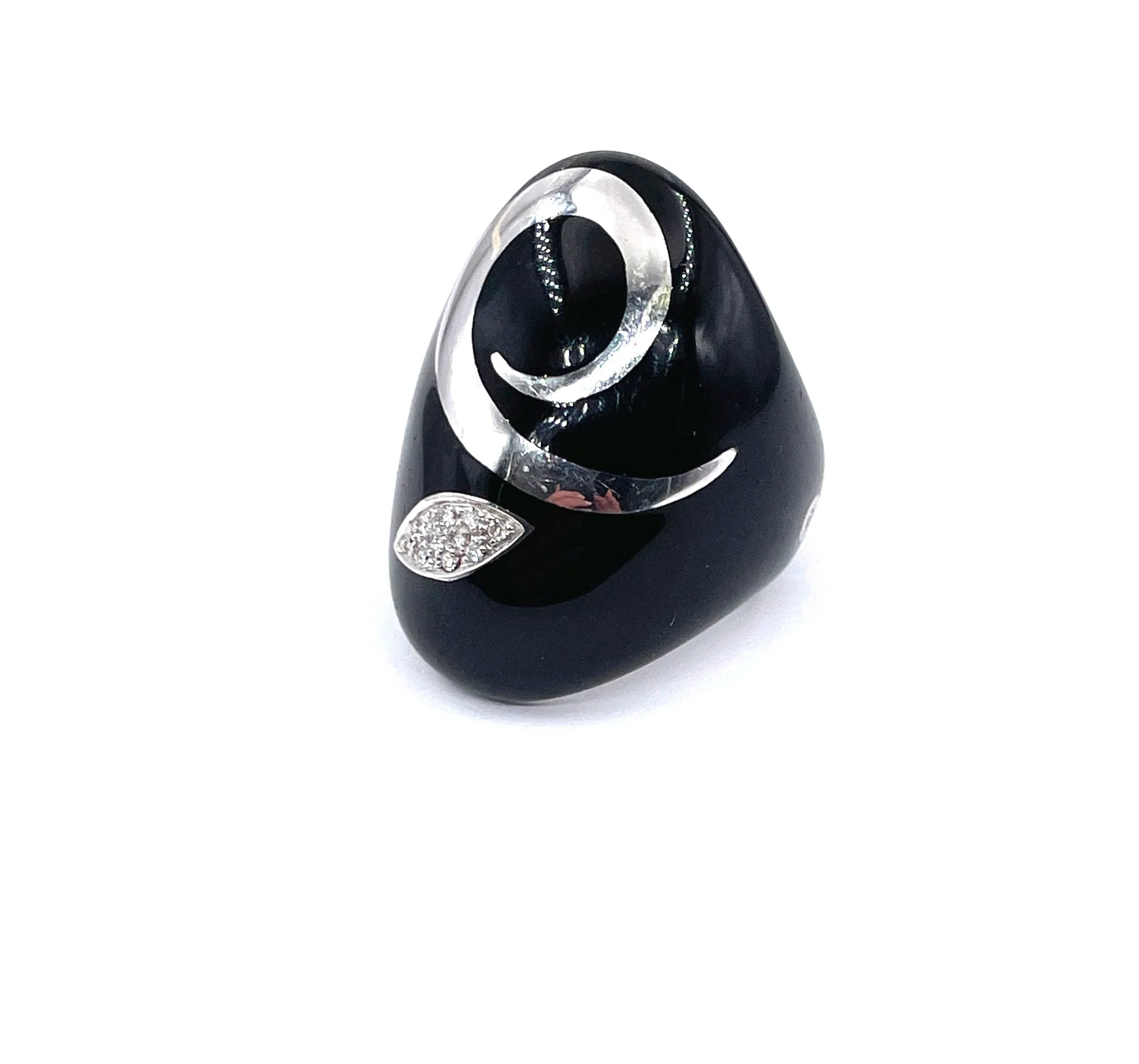 Estate Alessadro Fanfani 18 Karat White Gold and Black Enamel Diamond Ring