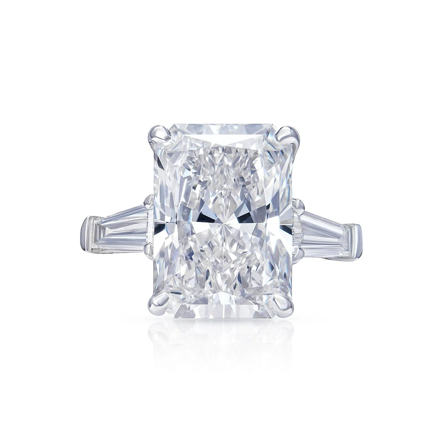 Laken 6 Carats G VVS2 Radiant Cut Lab-Grown Diamond Engagement Ring in Platinum. GIA Certified