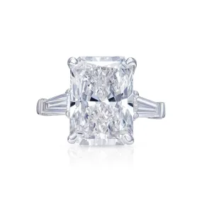 Laken 6 Carats G VVS2 Radiant Cut Lab-Grown Diamond Engagement Ring in Platinum. GIA Certified